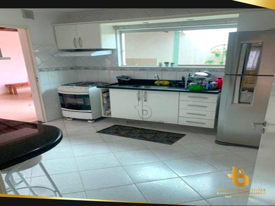 Sobrado à venda com 3 quartos, 150m² - Foto 4