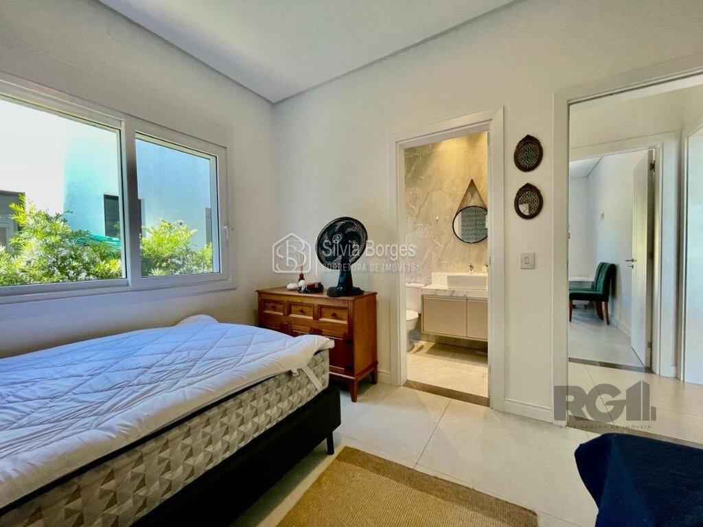 Sobrado à venda com 4 quartos, 200m² - Foto 18