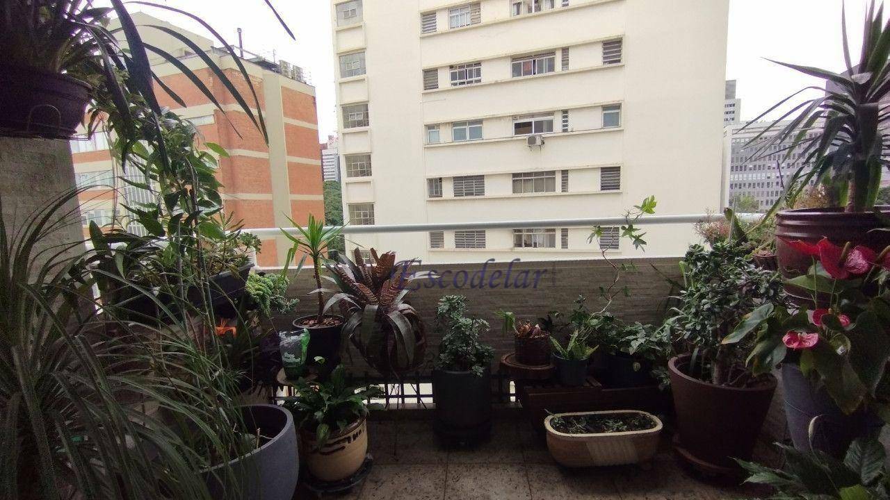 Apartamento à venda com 3 quartos, 158m² - Foto 5