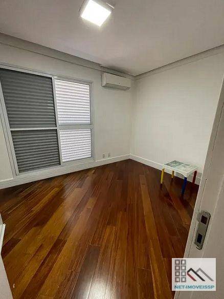 Casa de Condomínio para alugar com 4 quartos, 365m² - Foto 11