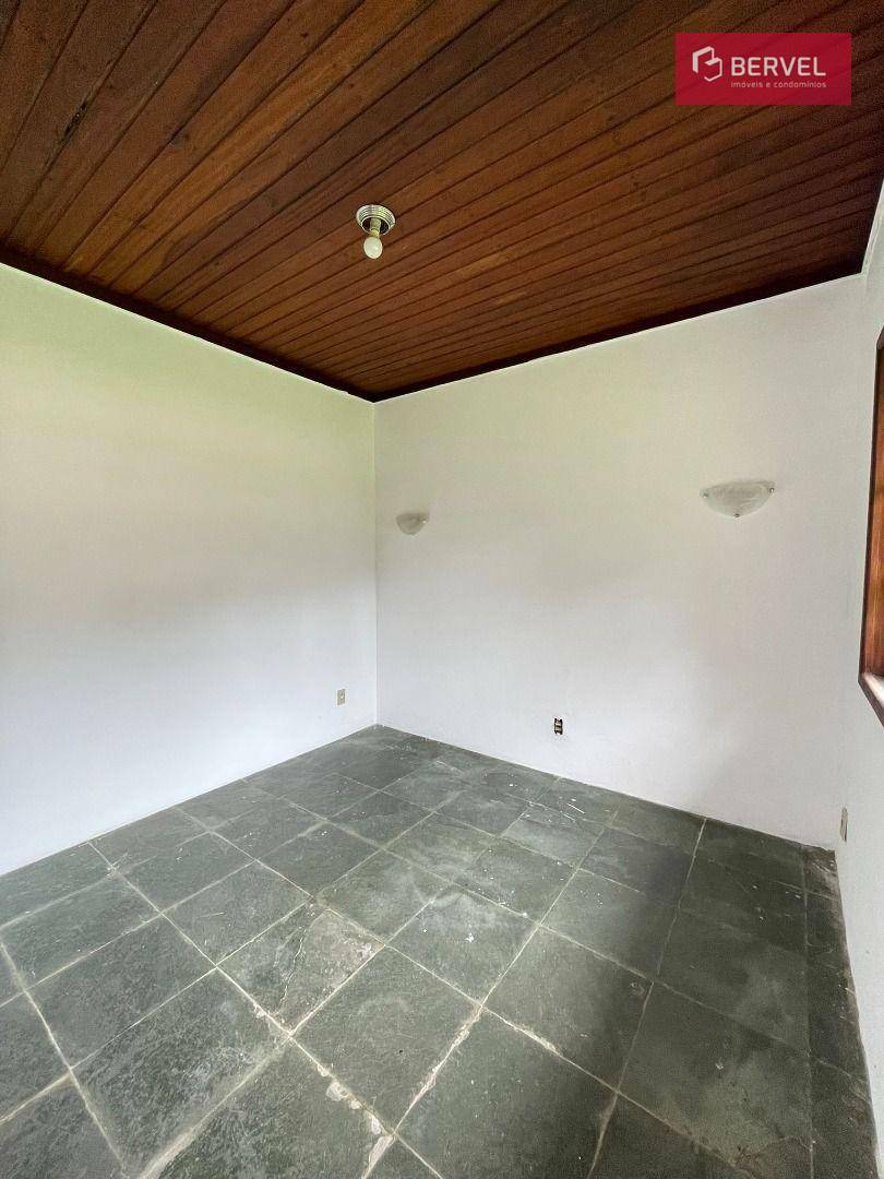 Casa para alugar com 6 quartos, 155m² - Foto 34