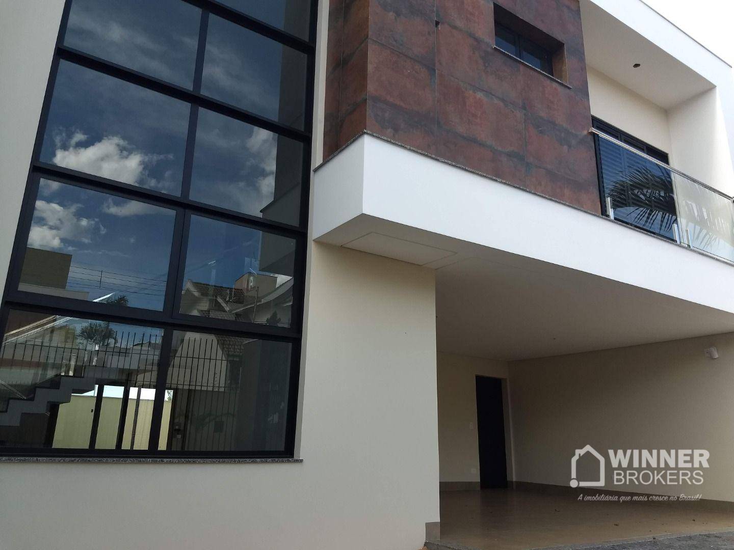 Sobrado à venda com 3 quartos, 225m² - Foto 2