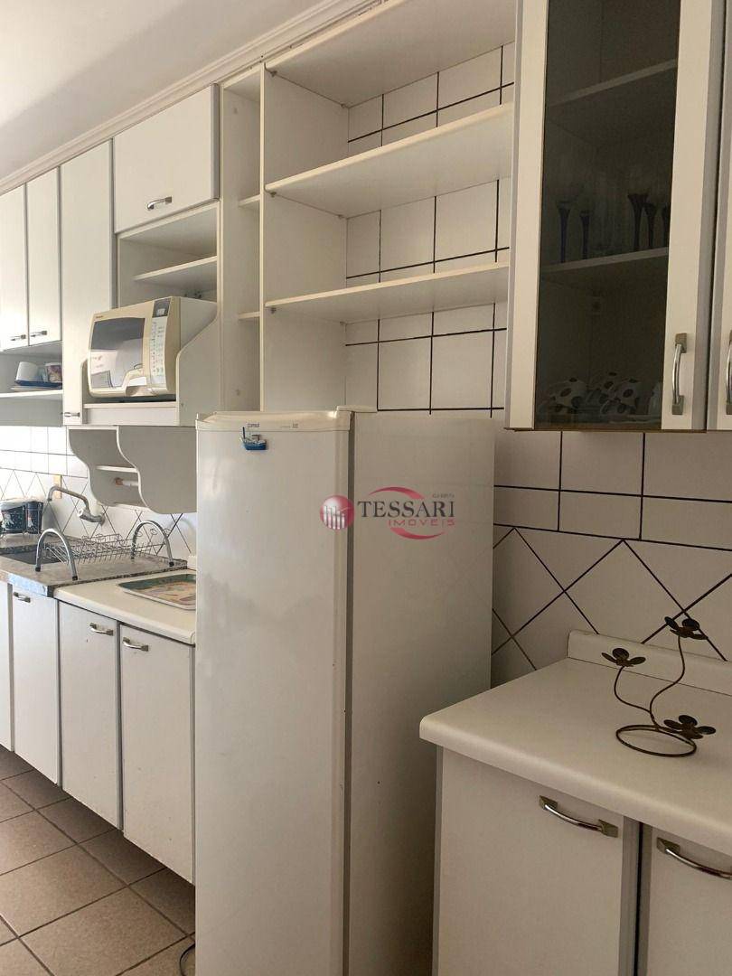 Apartamento à venda com 1 quarto, 70m² - Foto 8