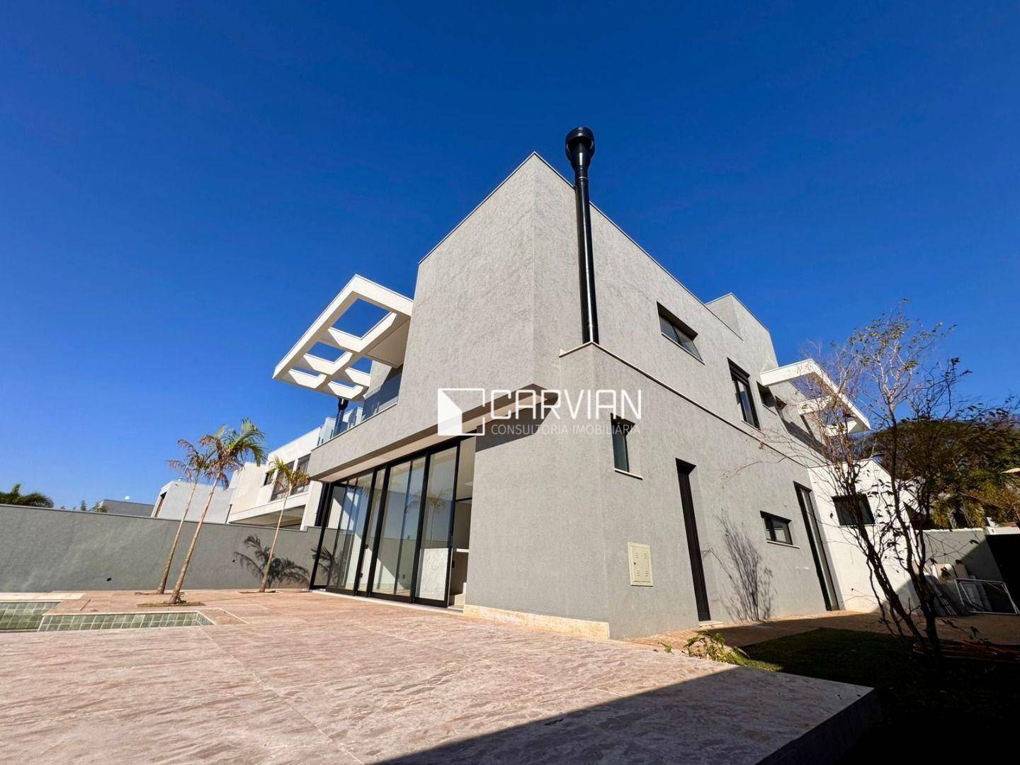 Casa de Condomínio à venda com 4 quartos, 335m² - Foto 3