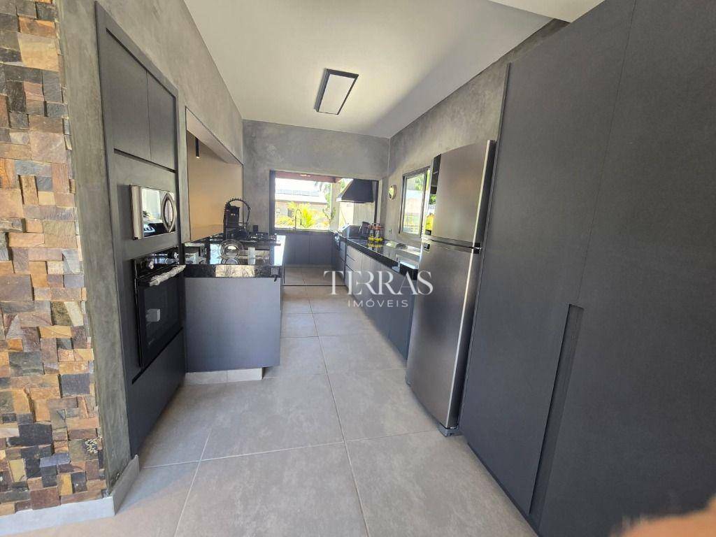 Casa de Condomínio à venda com 5 quartos, 405m² - Foto 12