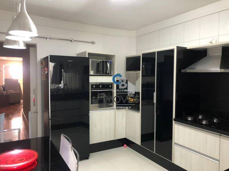 Sobrado à venda com 3 quartos, 175m² - Foto 3