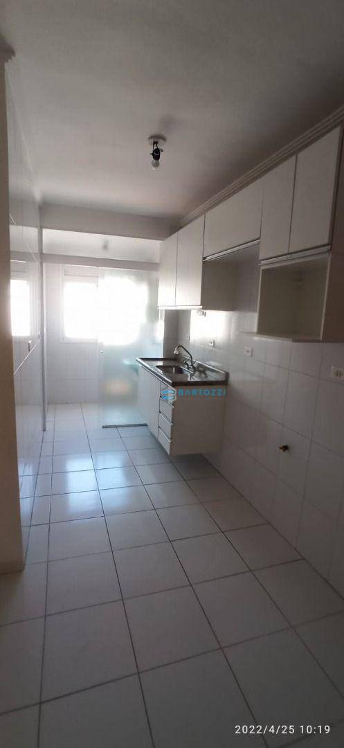 Apartamento à venda com 3 quartos, 85m² - Foto 4