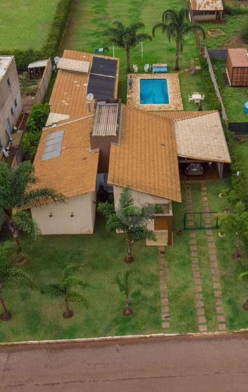 Casa à venda com 4 quartos, 250m² - Foto 4