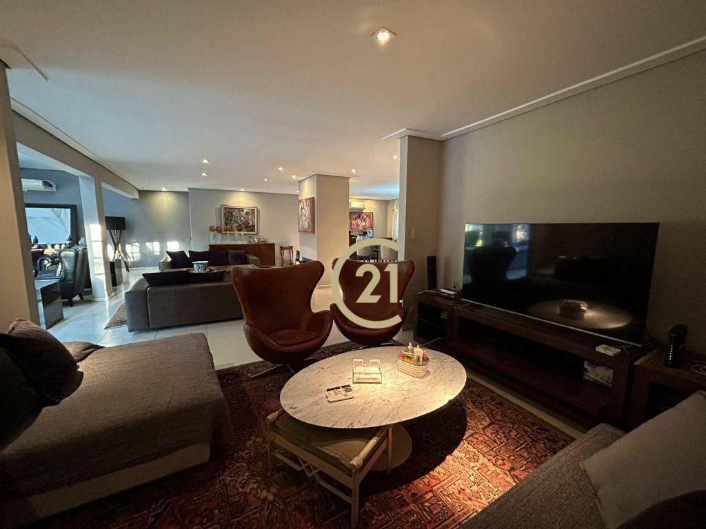 Chácara à venda com 7 quartos, 1500m² - Foto 13