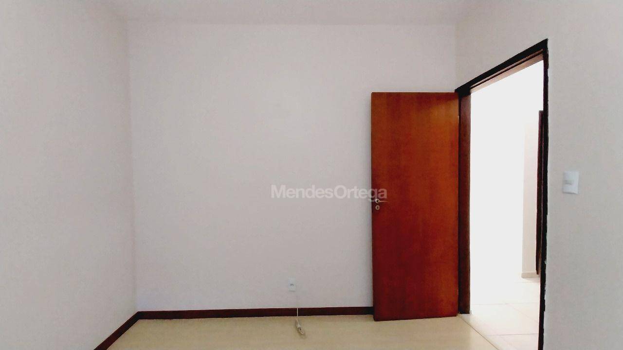 Casa para alugar com 3 quartos, 142m² - Foto 16