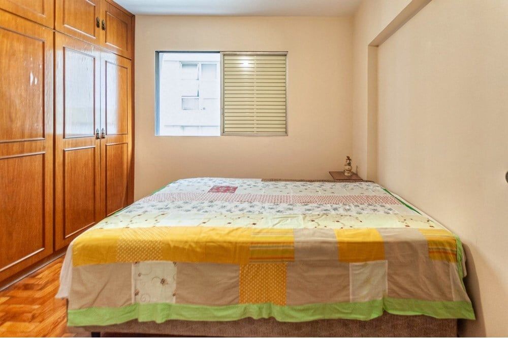 Apartamento à venda com 3 quartos, 125m² - Foto 2