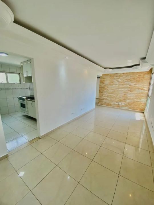 Apartamento à venda com 2 quartos, 70m² - Foto 6