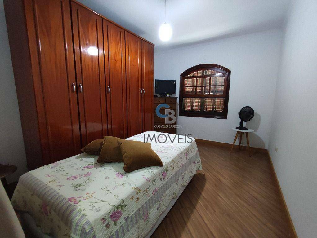 Sobrado à venda com 3 quartos, 210m² - Foto 28