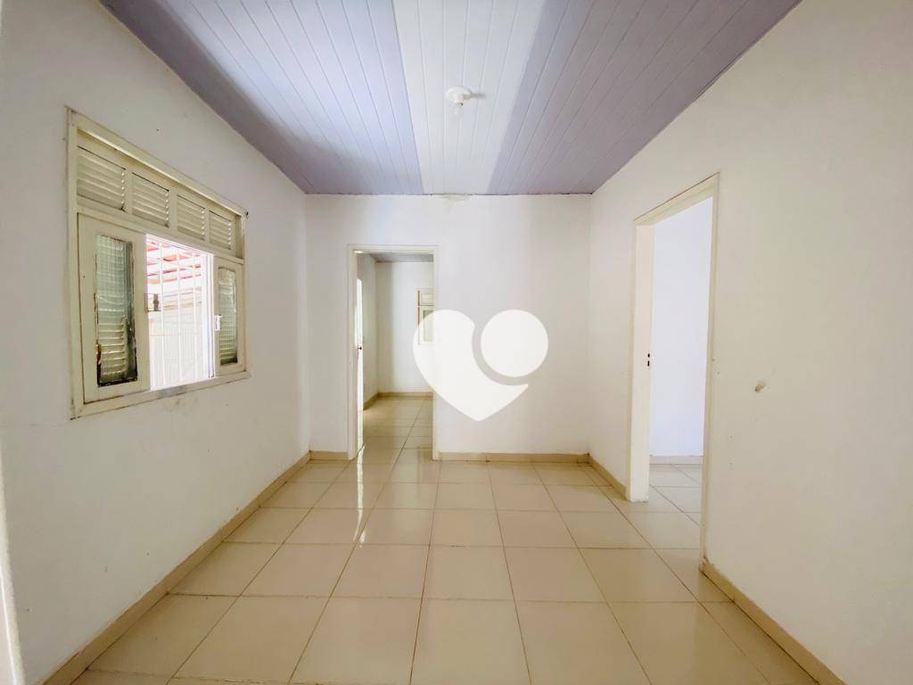 Chácara à venda com 2 quartos, 320m² - Foto 11