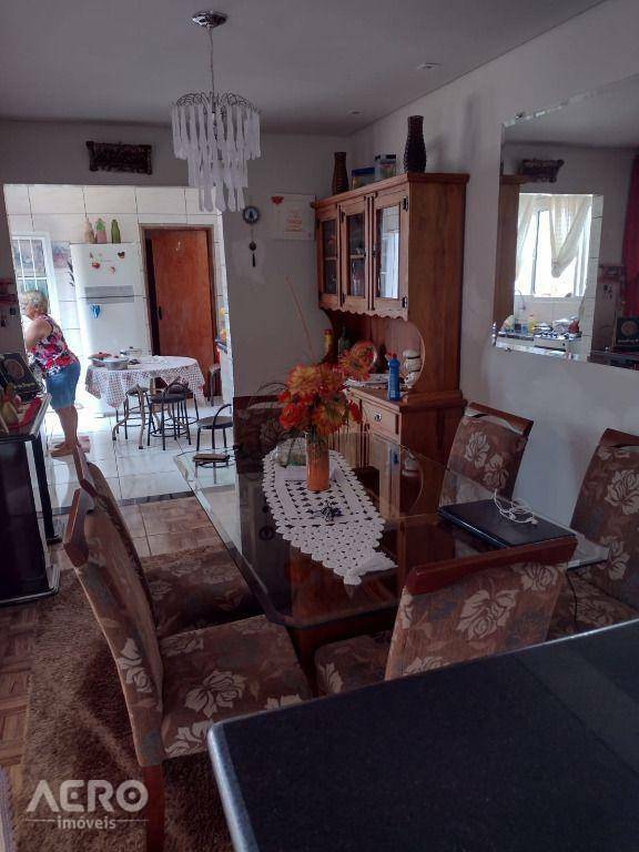 Casa à venda com 3 quartos, 110m² - Foto 6