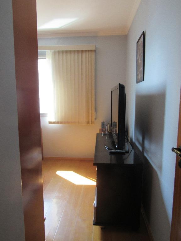 Apartamento à venda com 3 quartos, 107m² - Foto 15