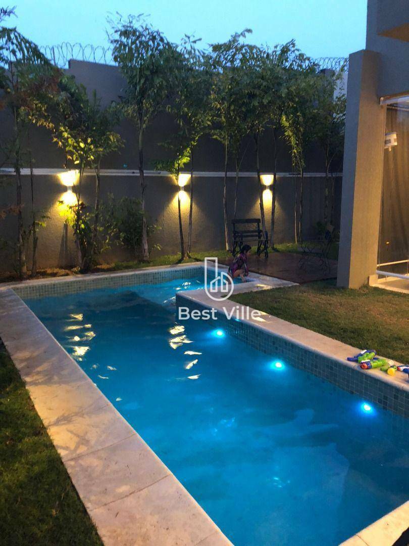 Casa de Condomínio para alugar com 4 quartos, 500m² - Foto 2