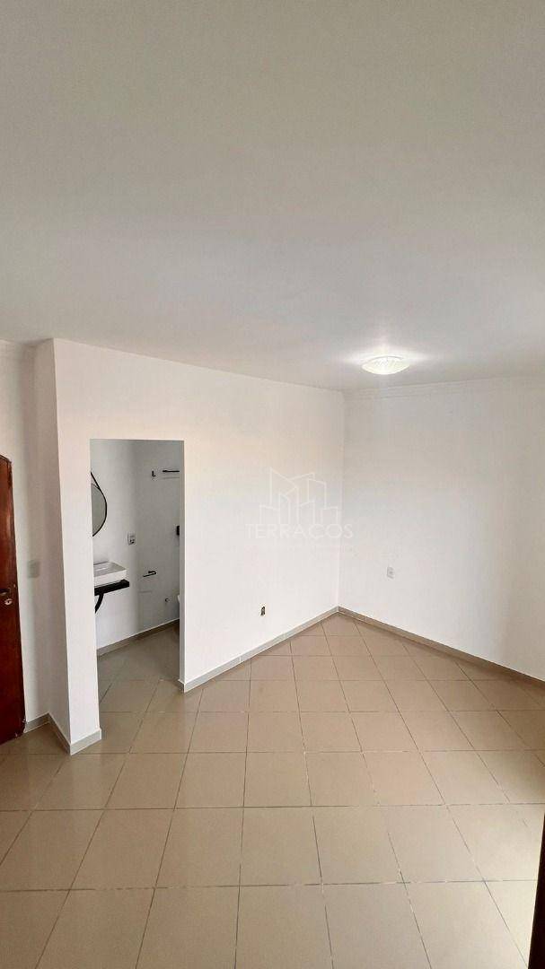 Casa à venda e aluguel com 3 quartos, 320m² - Foto 12