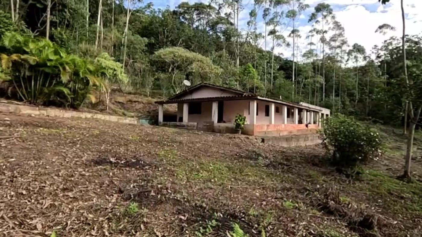 Casa de Condomínio à venda com 3 quartos, 3800m² - Foto 31