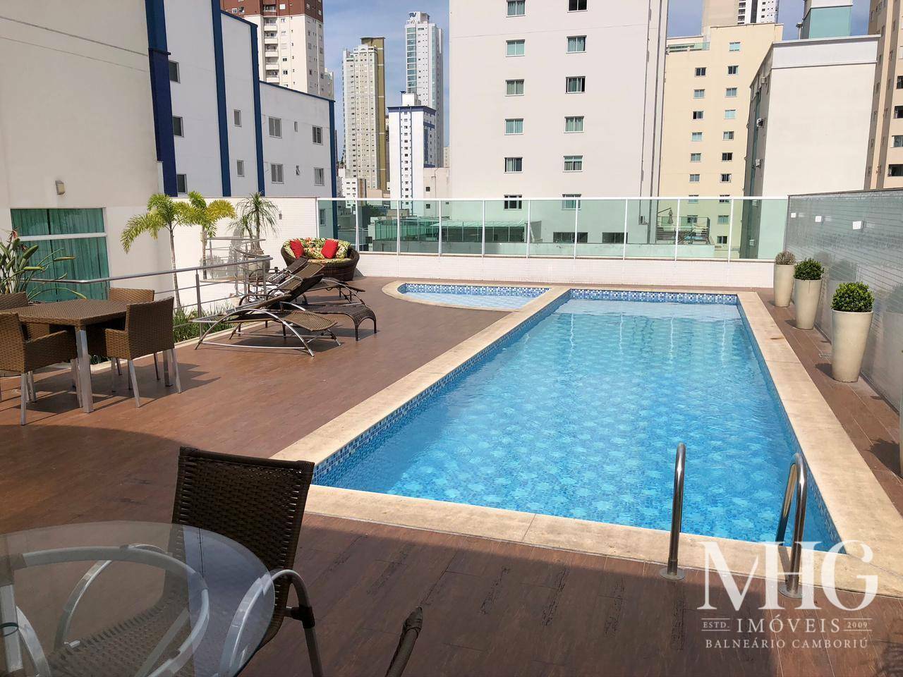 Apartamento à venda com 3 quartos, 115m² - Foto 11