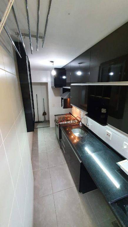 Apartamento à venda com 2 quartos, 65m² - Foto 15