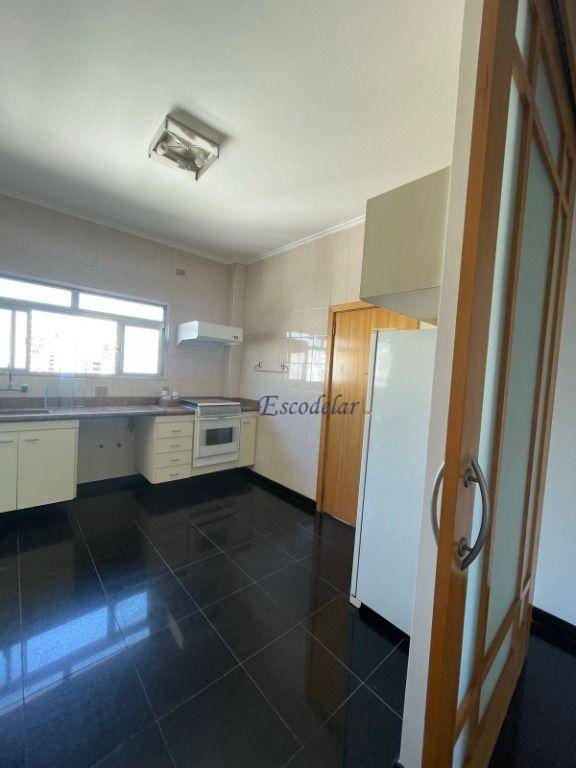 Apartamento à venda com 3 quartos, 230m² - Foto 27