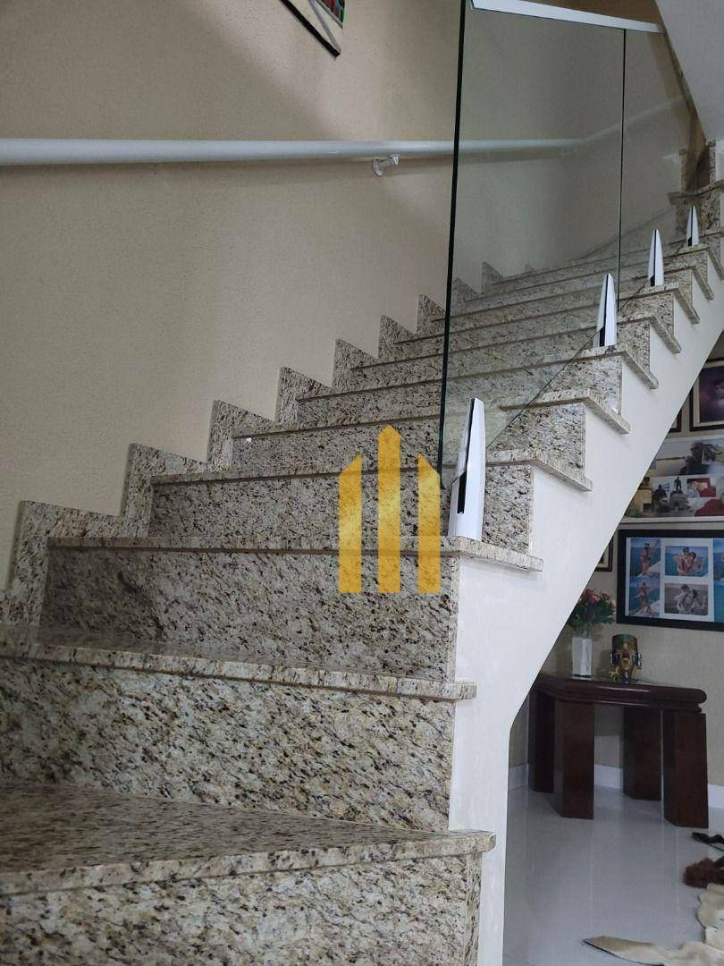 Sobrado à venda com 3 quartos, 205m² - Foto 19