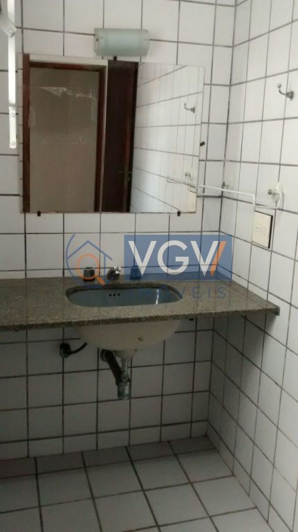 Casa à venda e aluguel com 7 quartos, 404m² - Foto 14