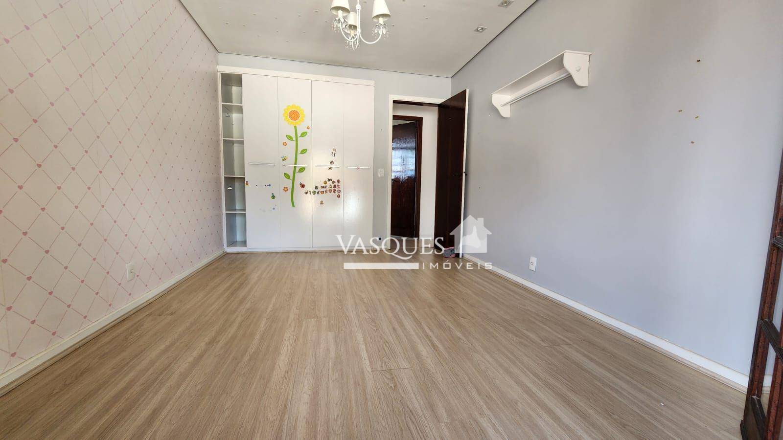 Casa para alugar com 3 quartos, 228m² - Foto 17