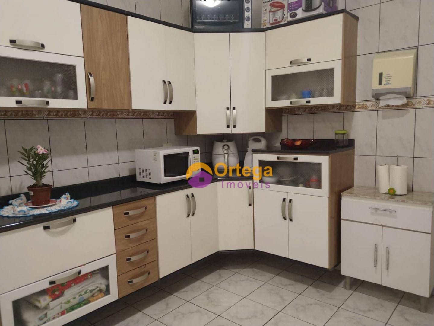 Sobrado à venda com 2 quartos, 228M2 - Foto 30