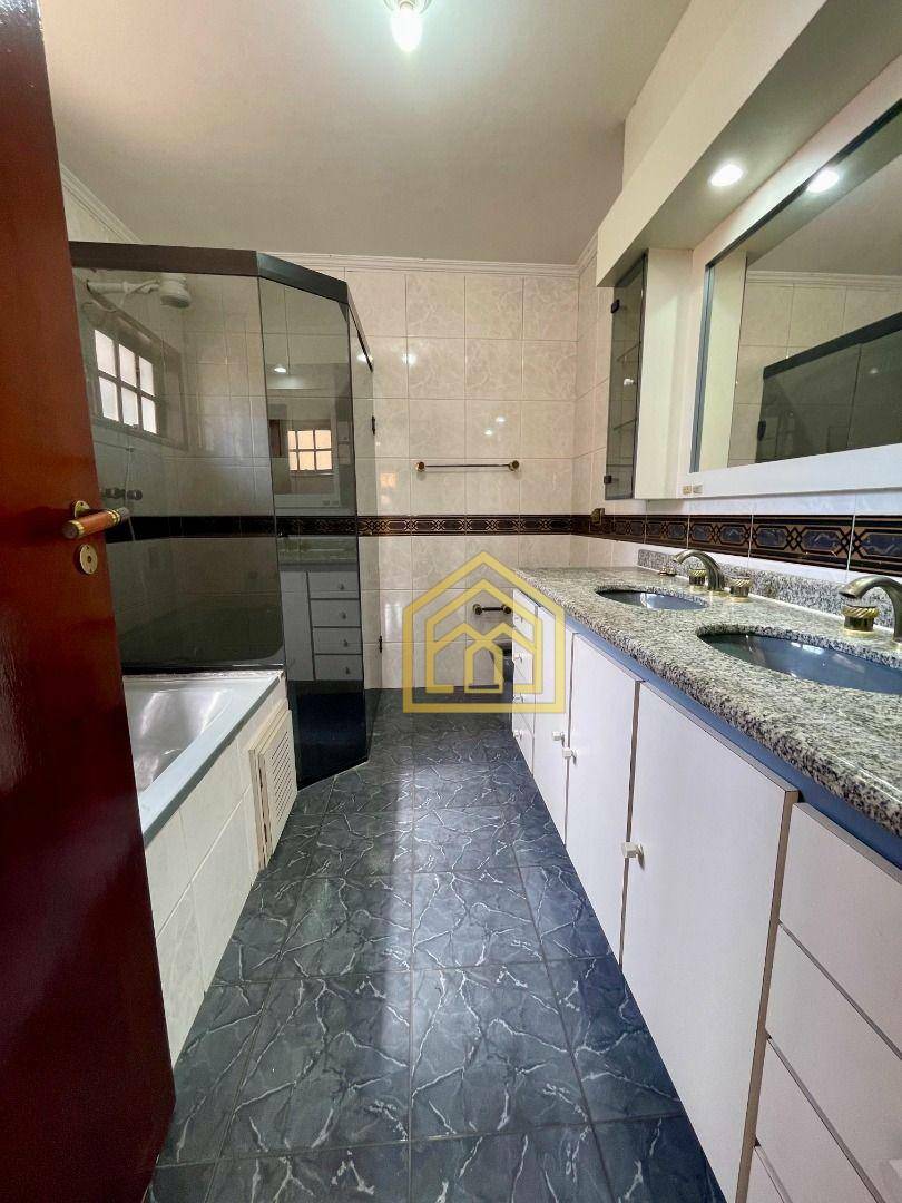 Sobrado à venda com 4 quartos, 361m² - Foto 22