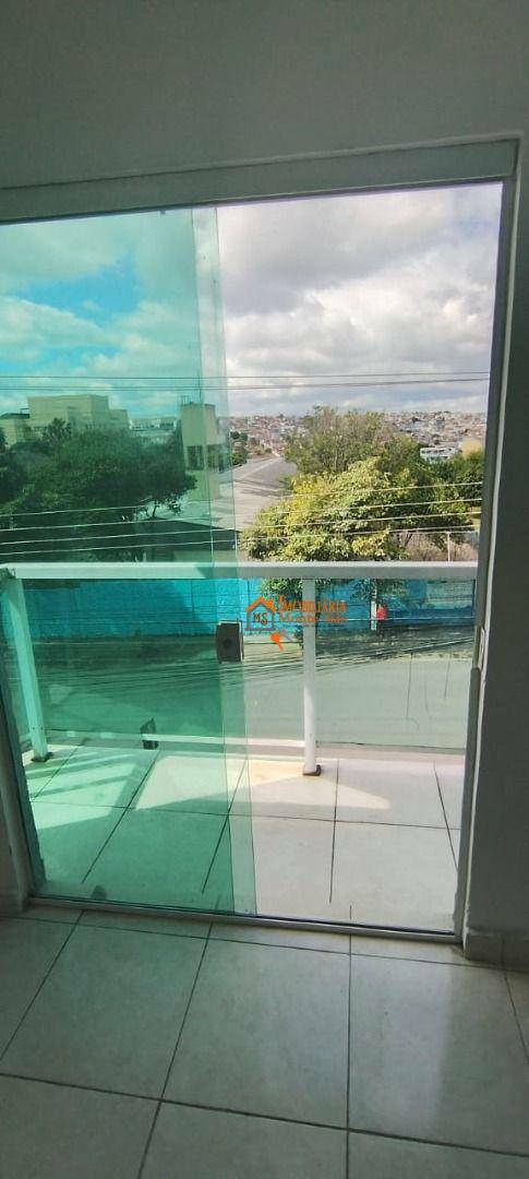 Casa à venda com 2 quartos, 60m² - Foto 6