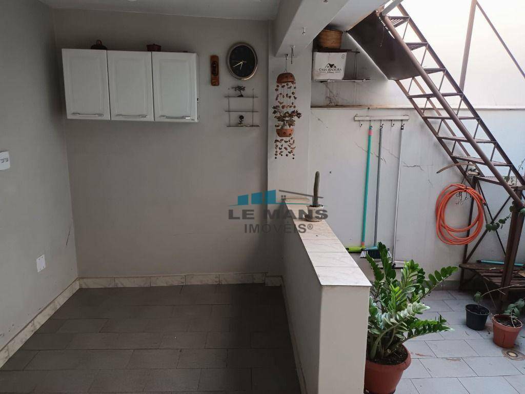 Casa à venda com 3 quartos, 146m² - Foto 43