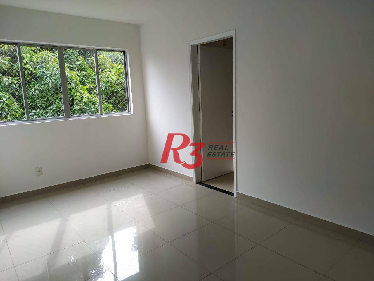 Apartamento à venda com 1 quarto, 50m² - Foto 1