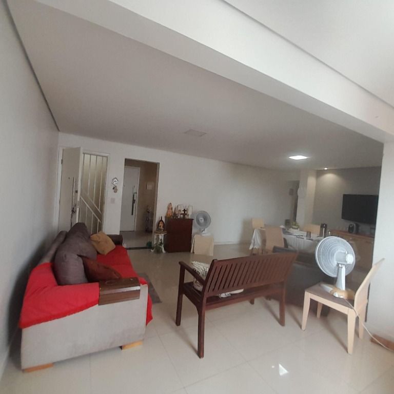 Apartamento à venda com 4 quartos, 108m² - Foto 2