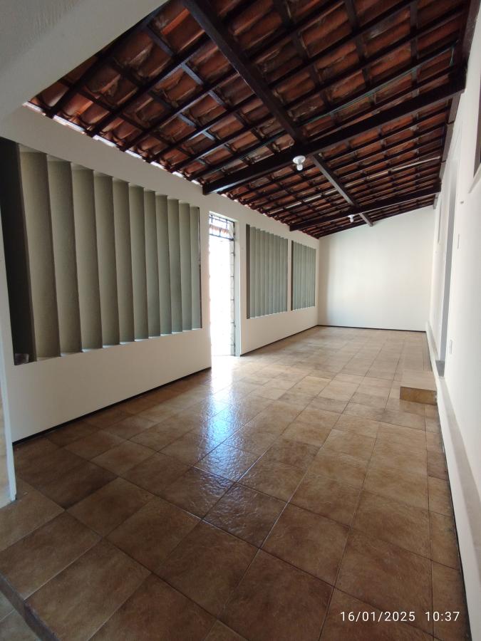 Casa para alugar com 4 quartos, 192m² - Foto 28