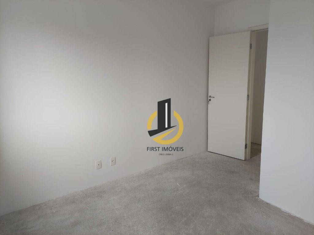 Apartamento à venda com 3 quartos, 84m² - Foto 18