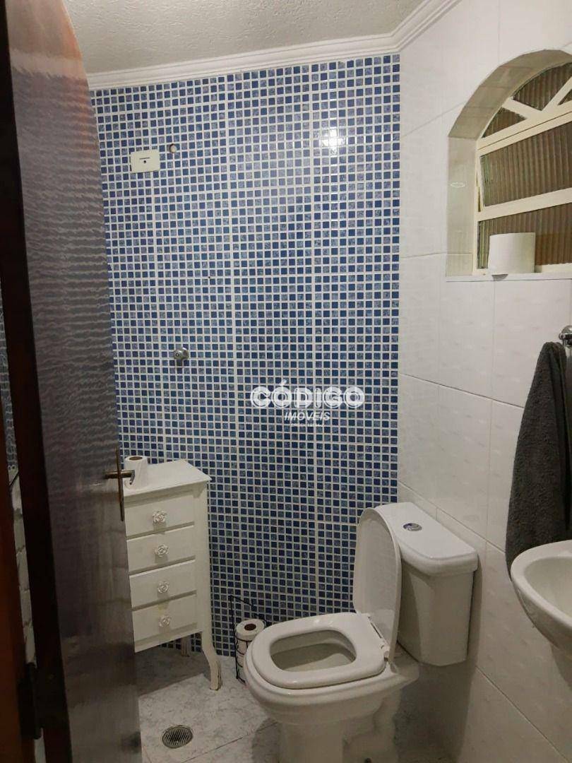 Sobrado à venda com 3 quartos, 234m² - Foto 38