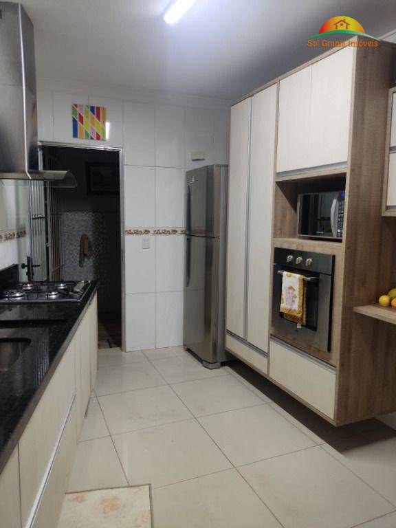 Casa à venda com 3 quartos, 165m² - Foto 5