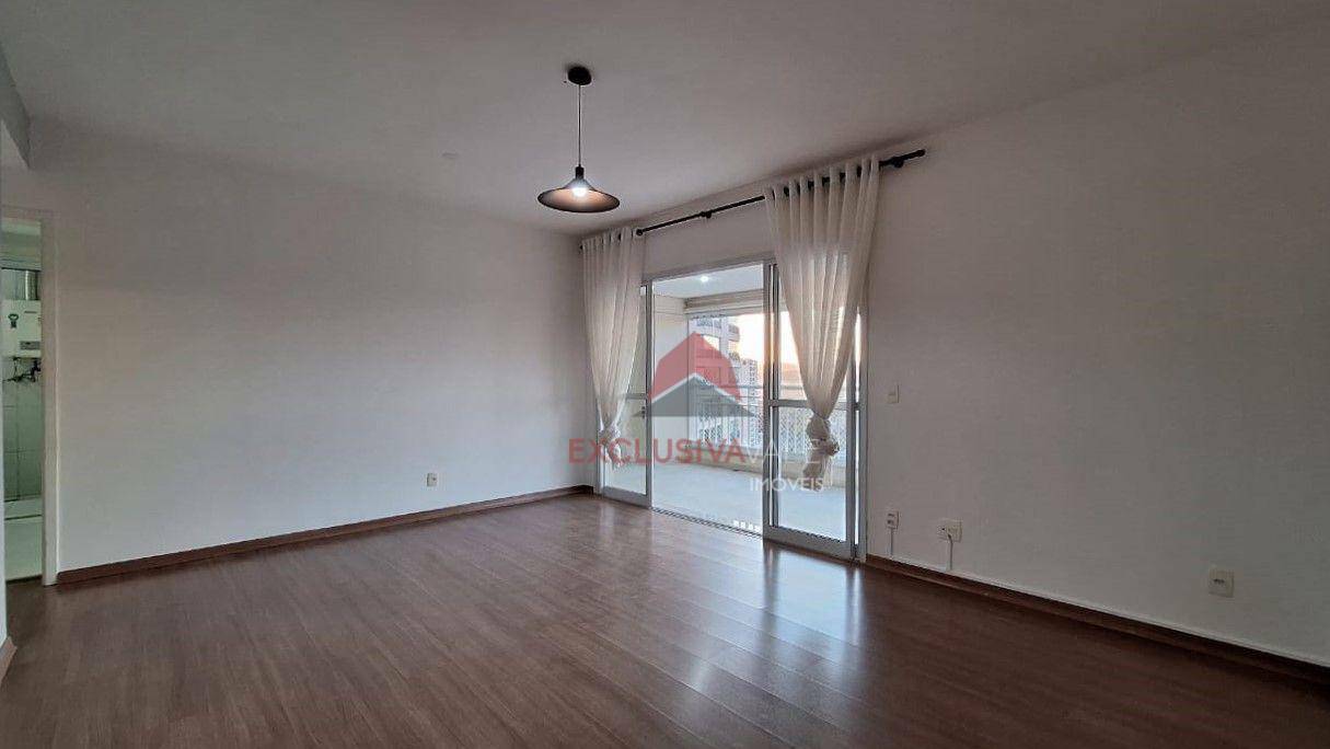Apartamento para alugar com 3 quartos, 124m² - Foto 5