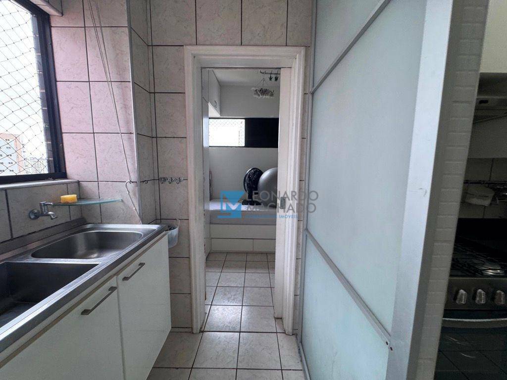 Apartamento à venda com 4 quartos, 139m² - Foto 24