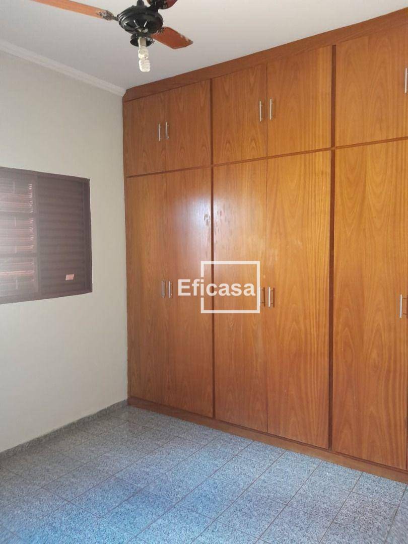 Casa à venda com 3 quartos, 150m² - Foto 11