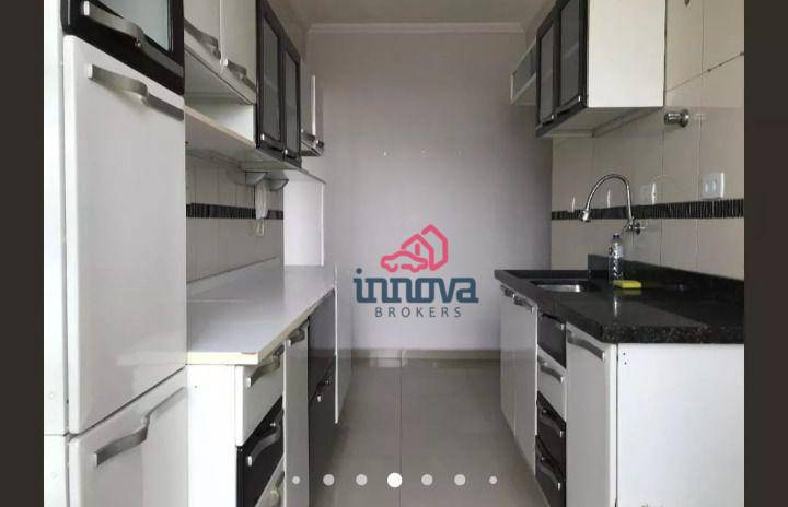 Apartamento à venda com 2 quartos, 56m² - Foto 12