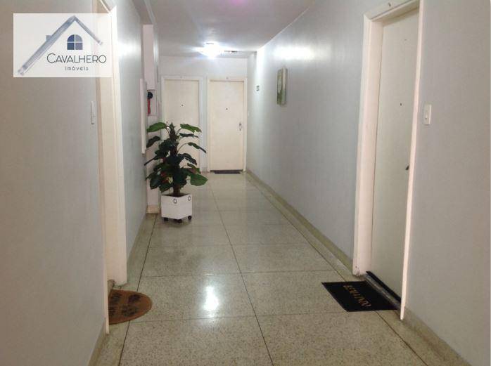 Apartamento à venda com 2 quartos, 137m² - Foto 4