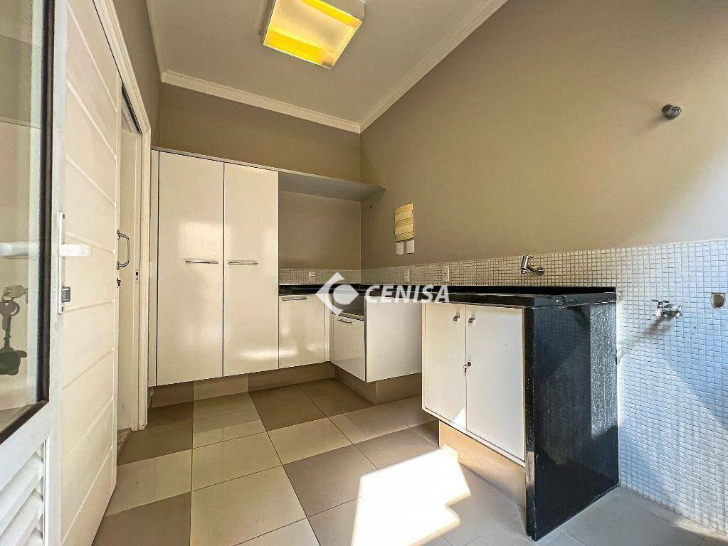 Casa de Condomínio à venda com 3 quartos, 350m² - Foto 31