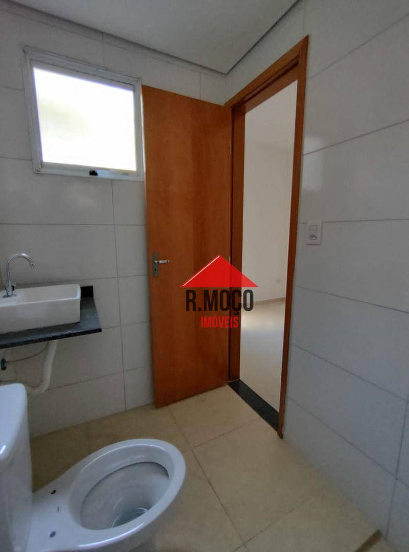 Sobrado à venda com 2 quartos, 100m² - Foto 9