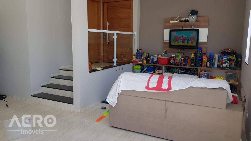 Casa de Condomínio à venda com 3 quartos, 300m² - Foto 11