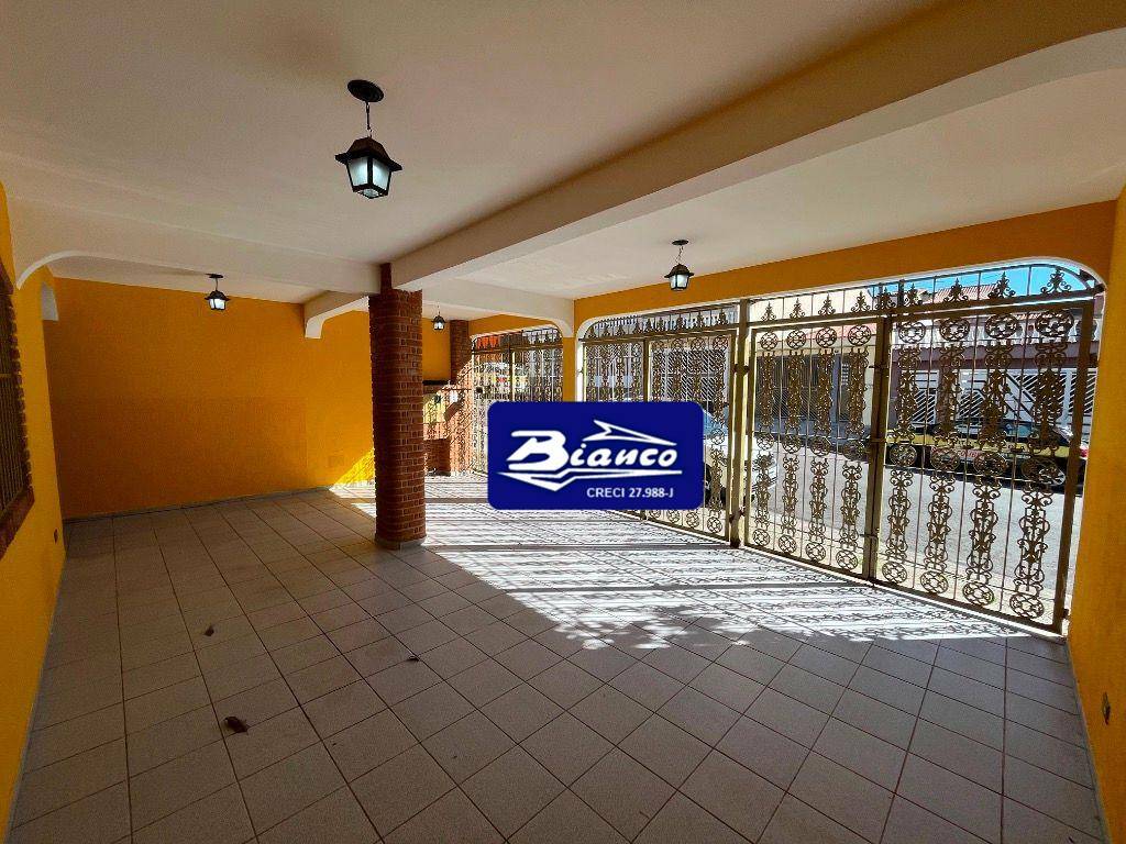 Sobrado à venda com 3 quartos, 194m² - Foto 4
