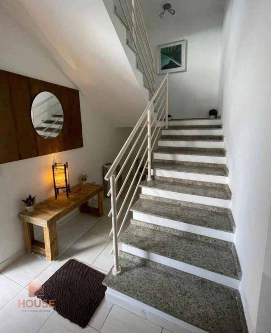 Casa de Condomínio à venda com 3 quartos, 200m² - Foto 24