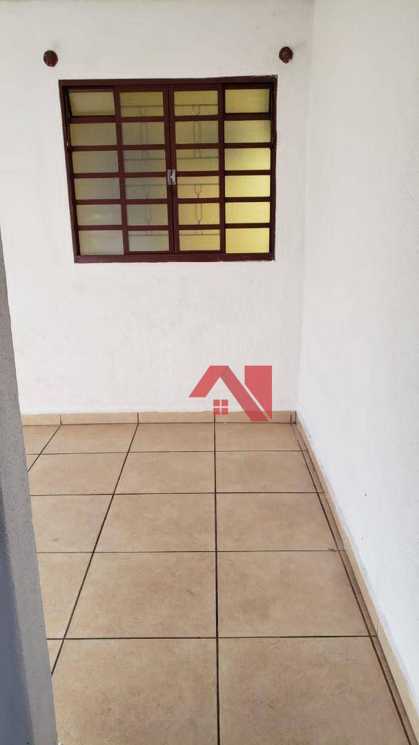 Casa à venda com 3 quartos, 100m² - Foto 13